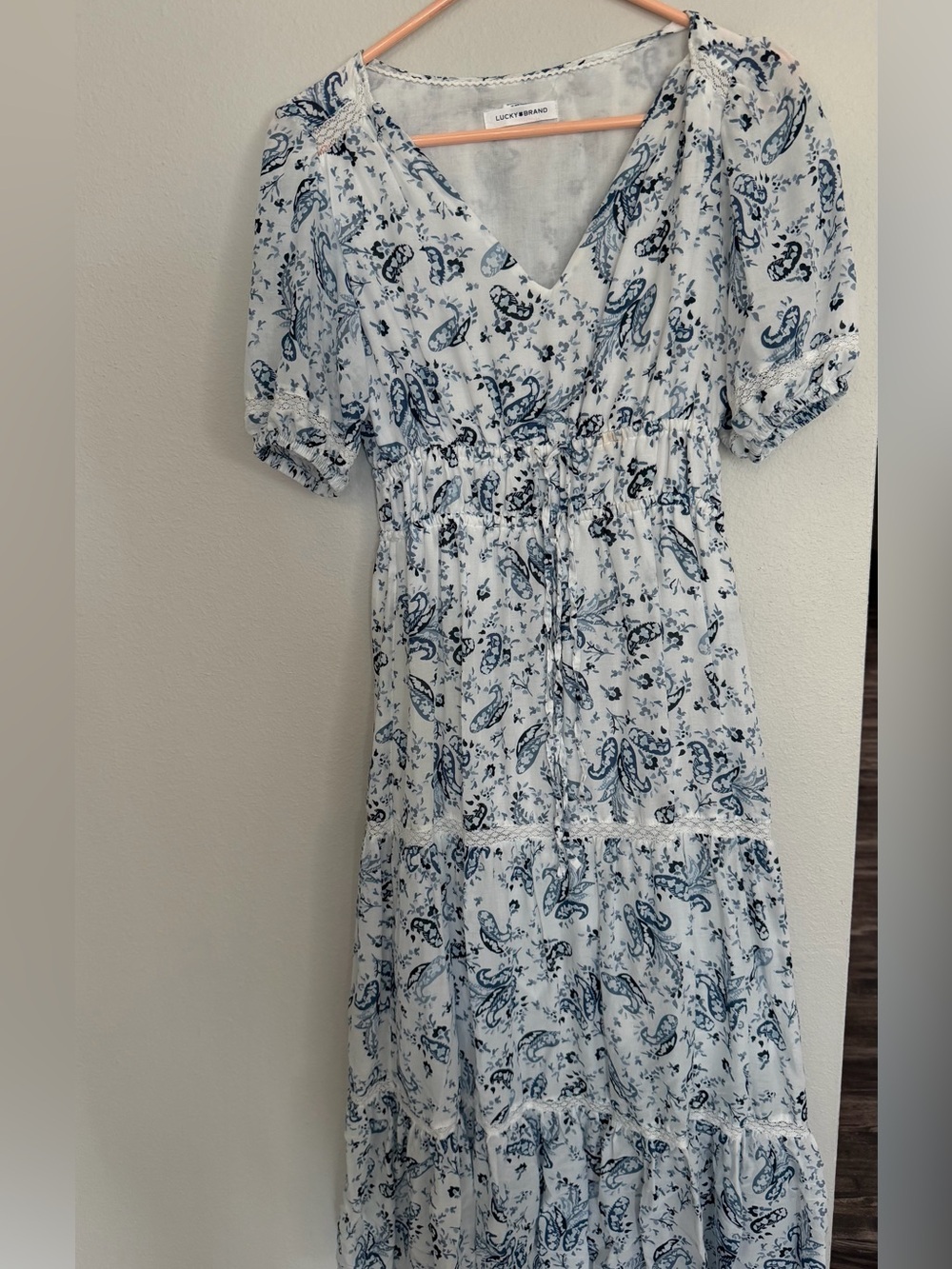 Lucky Brand White dress with Navy Logo Detail